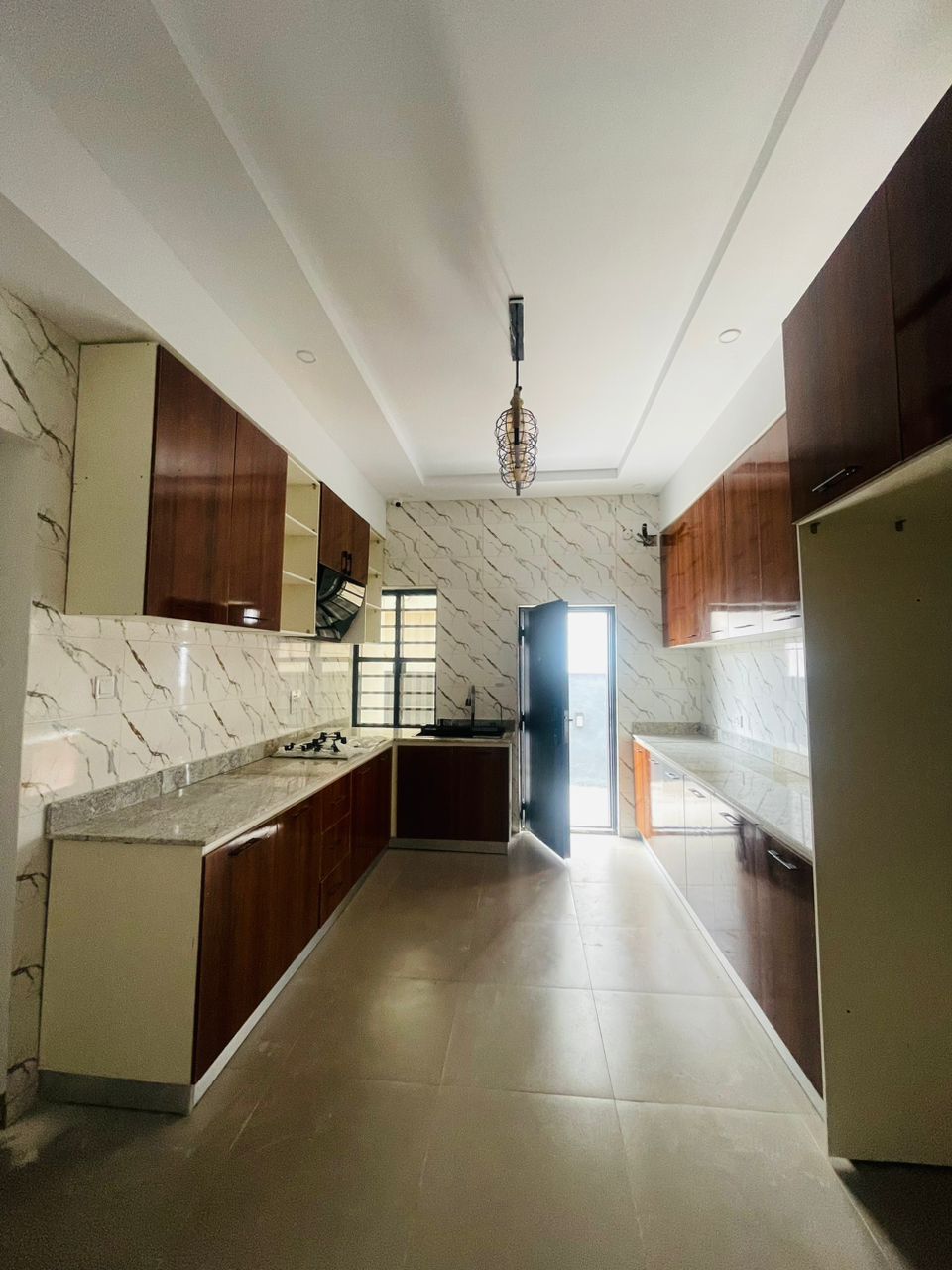 4 bedroom duplex, photo 5