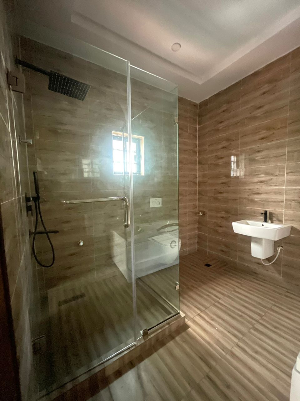 4 bedroom duplex, photo 9