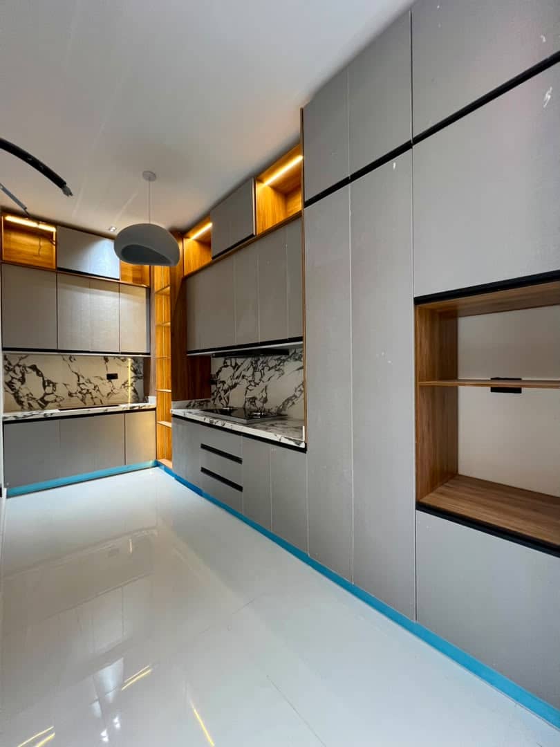 5 Bedroom Exotic Home, photo 3