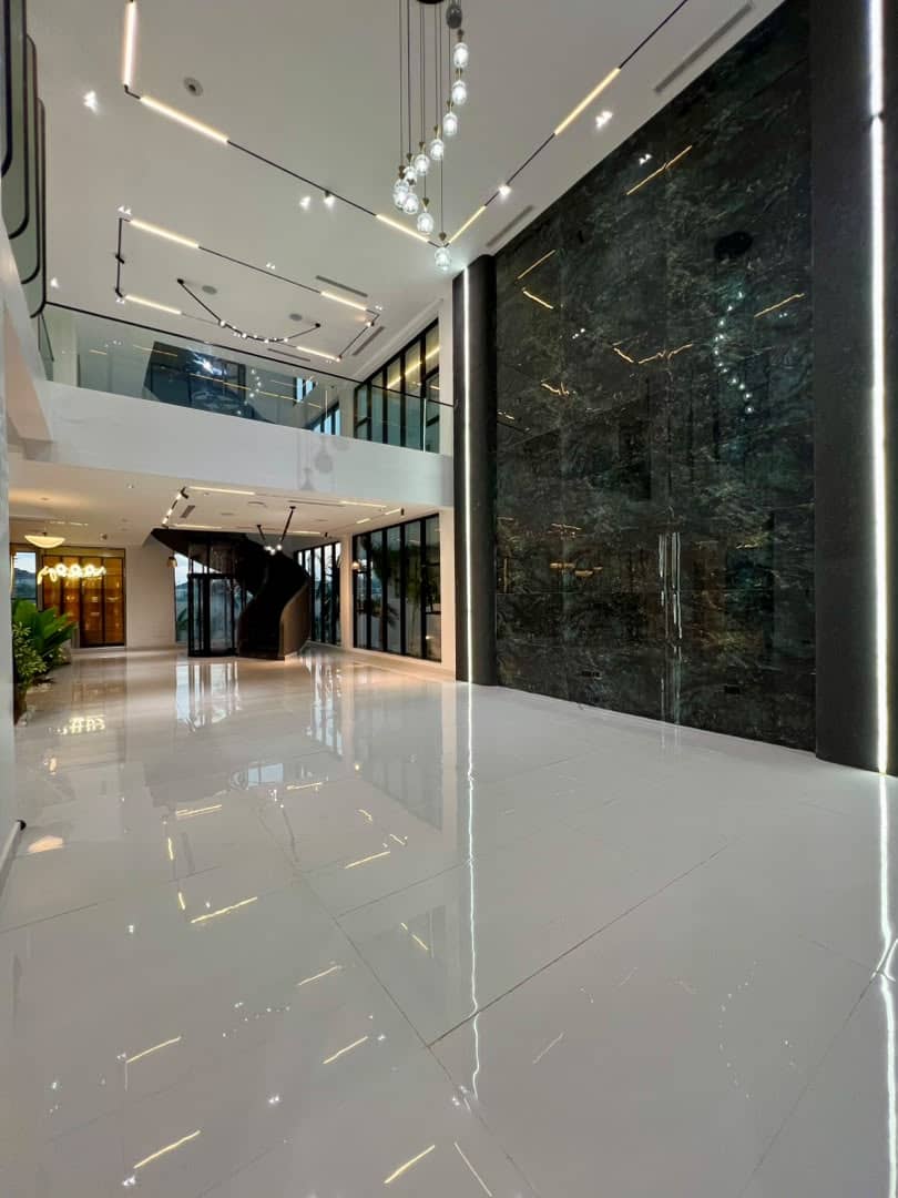 5 Bedroom Exotic Home, photo 13