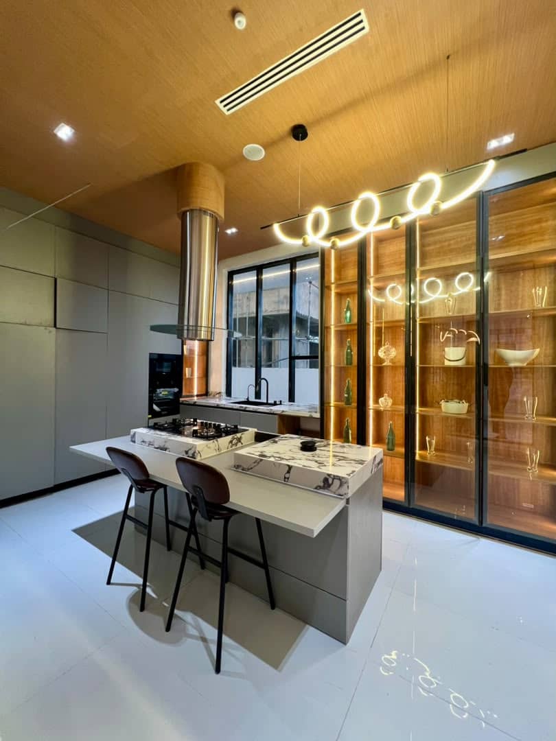5 Bedroom Exotic Home, photo 22