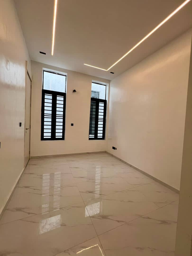 5 Bedroom, photo 6