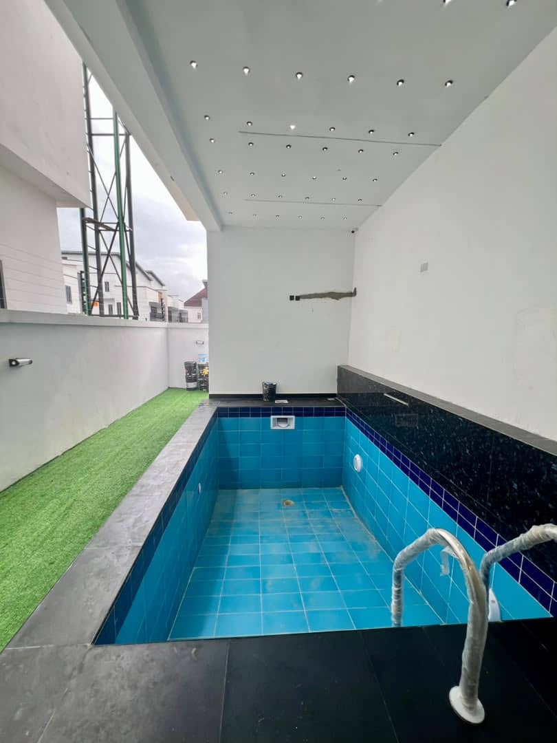5 Bedroom, photo 8