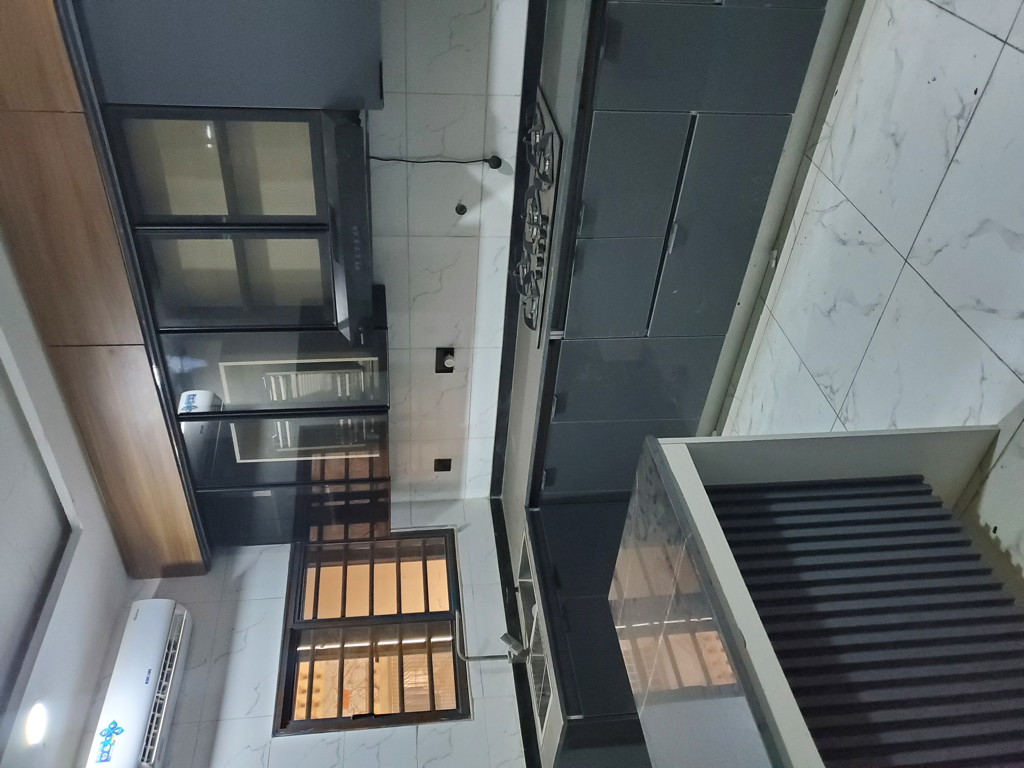 Newly built 4-bedroom Terrace Duplex with BQ, photo 3