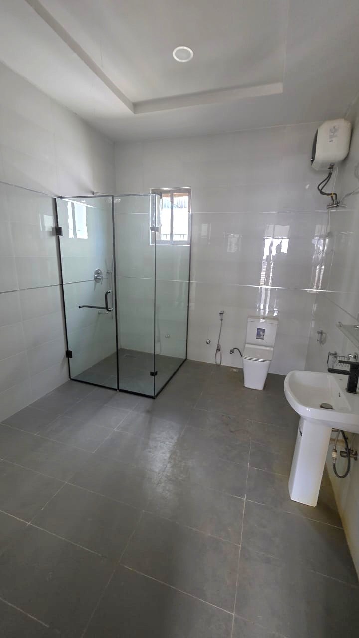 5-Bedroom Terrace Duplex with BQ, photo 6