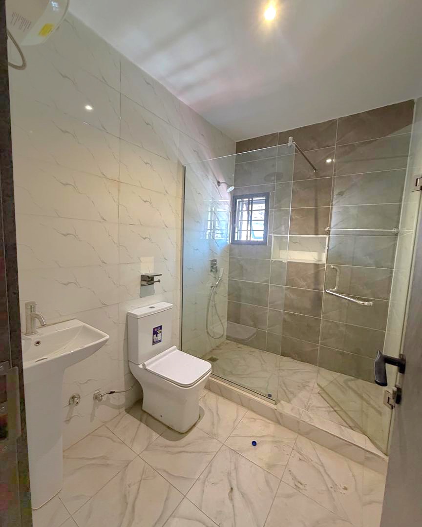 5-Bedroom Terrace Duplex + BQ, photo 8