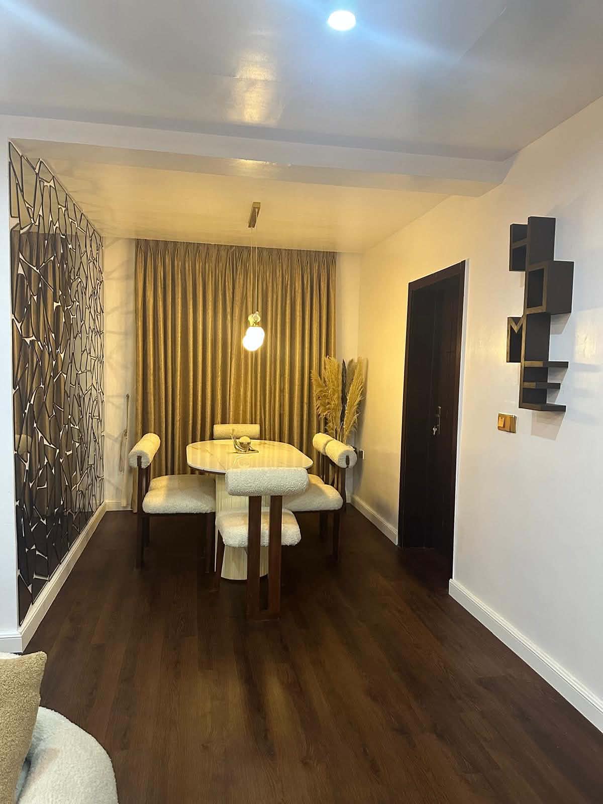 ember suites- 3 bedroom Luxury apartment, photo 3