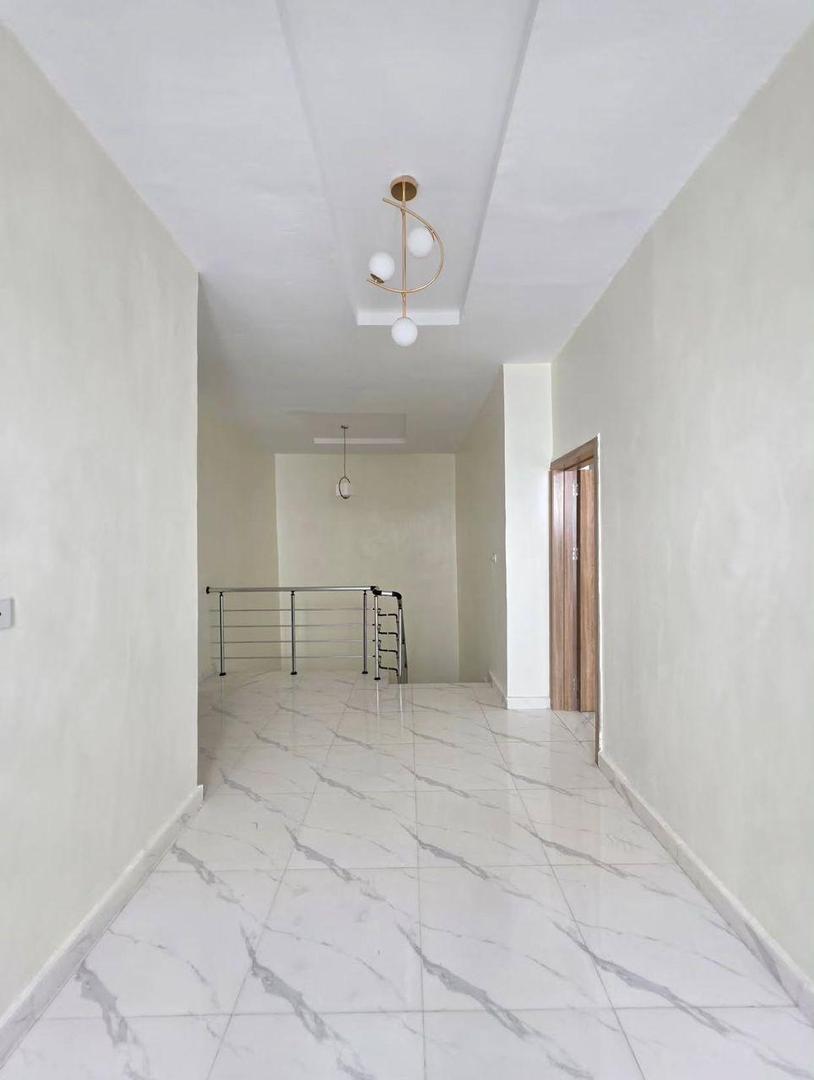4 bedroom semi detached with bq, photo 3
