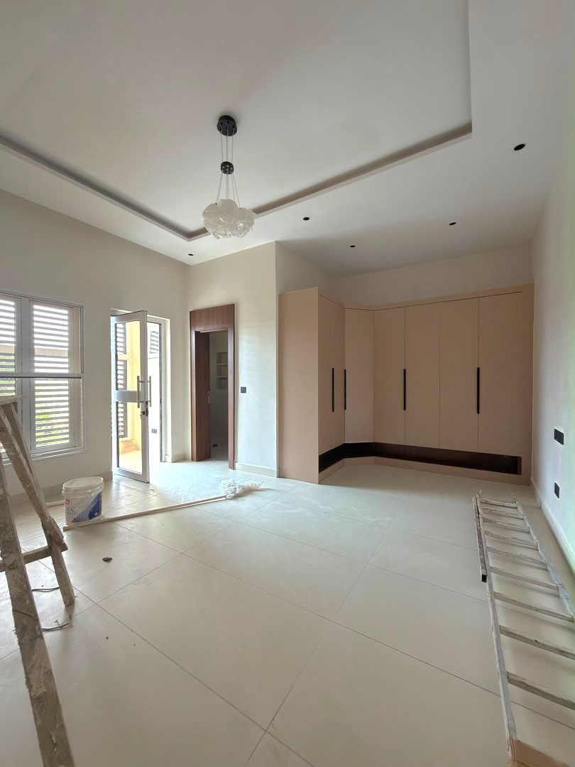 5-Bedroom semi-detached duplex + BQ, photo 9