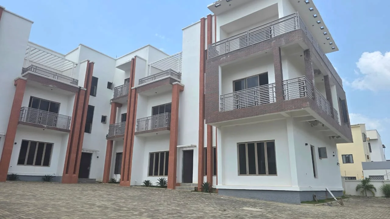 5-Bedroom Terrace Duplex with BQ in FCT