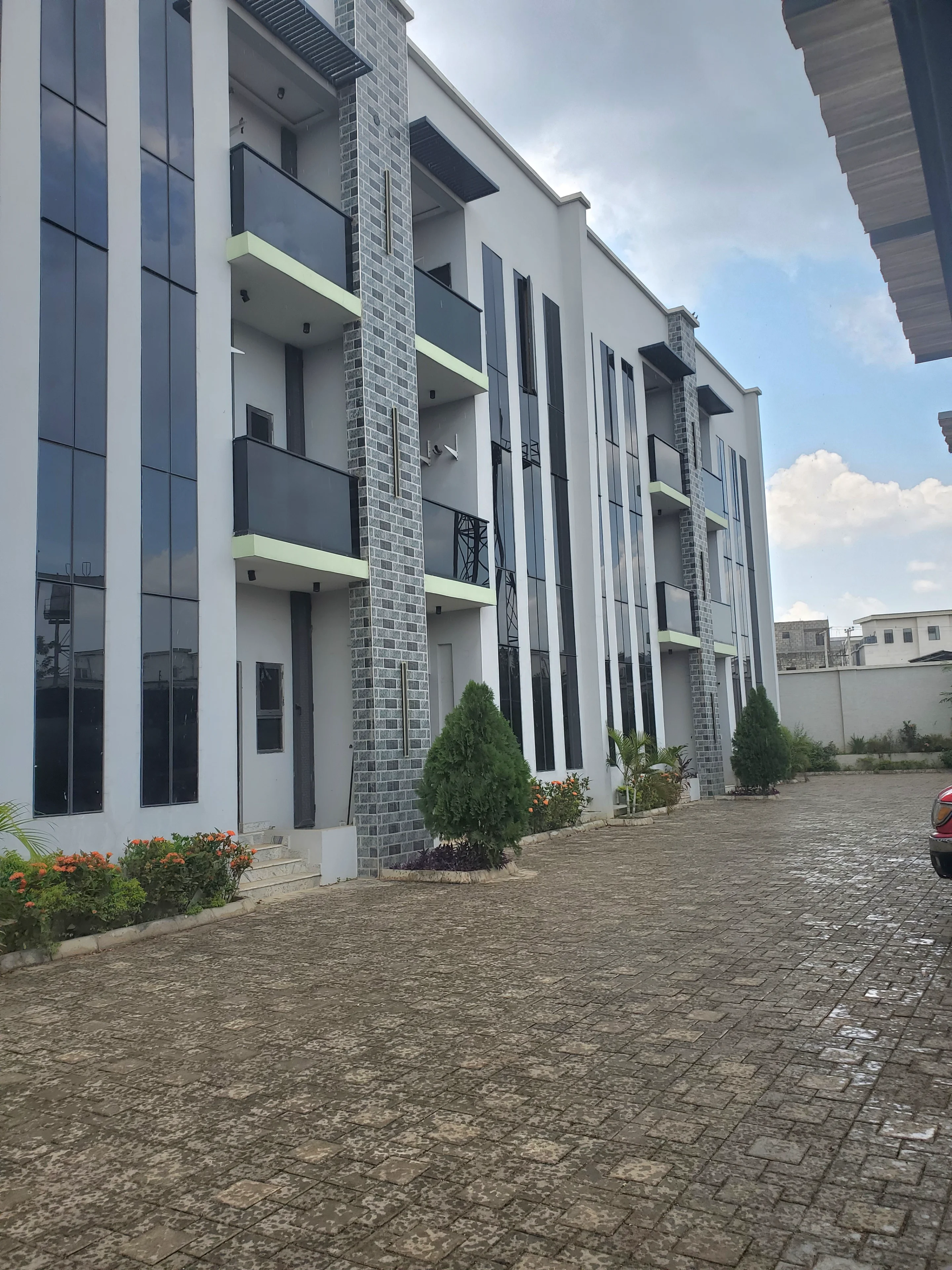 Newly built 4-bedroom Terrace Duplex with BQ in FCT